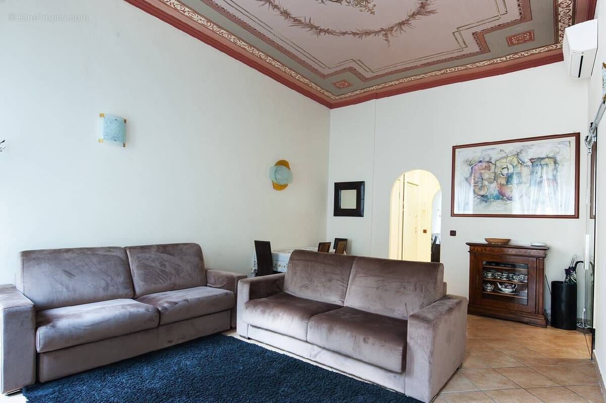 Appartement à MENTON