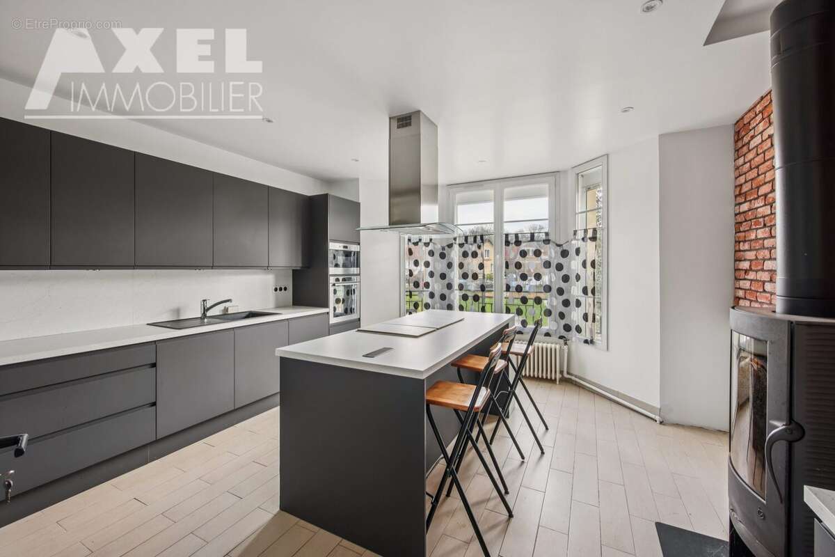 Maison à BOIS-D'ARCY