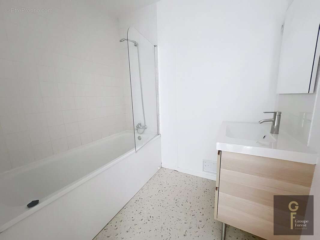 Appartement à LA MADELEINE