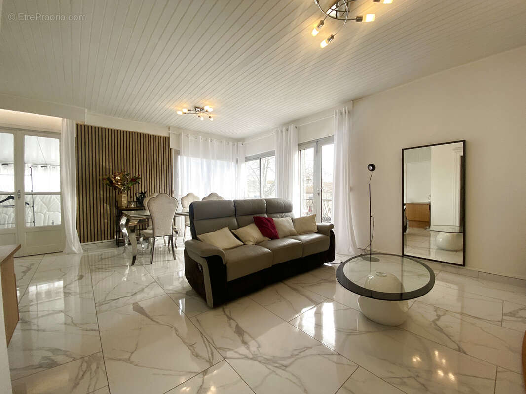 Maison à VIAS