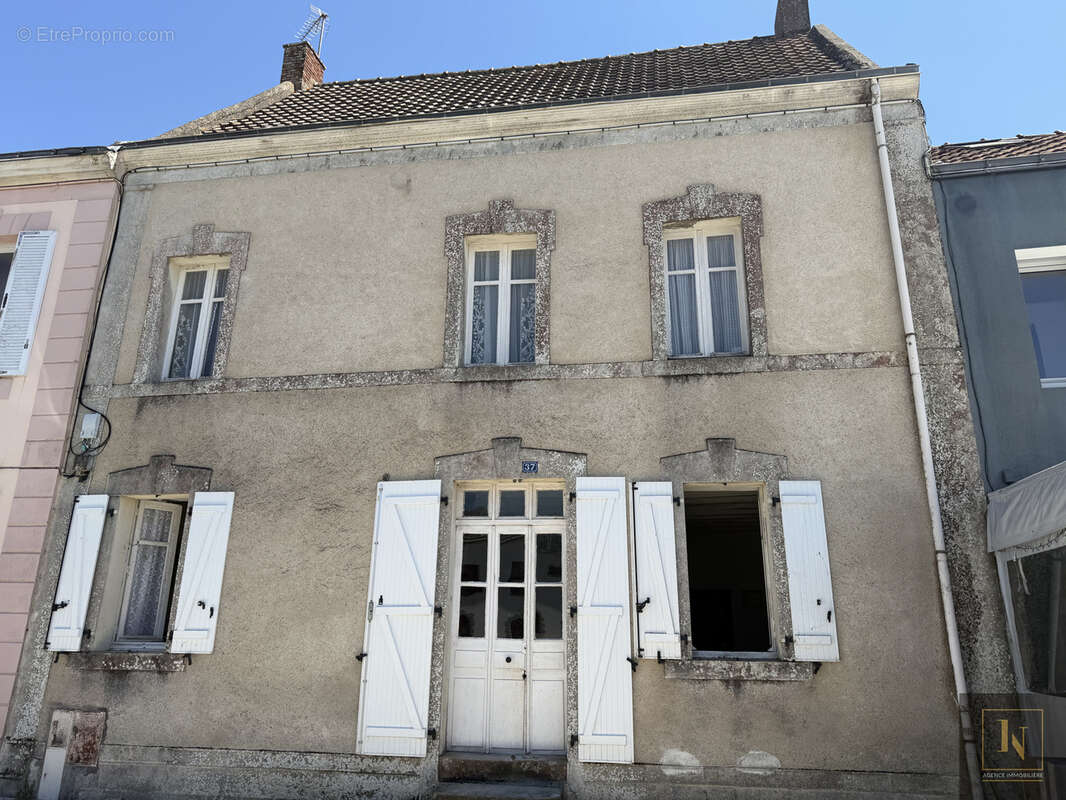 Saint-Père-en-Retz - maison 4 chambres en plein bourg - photo 2