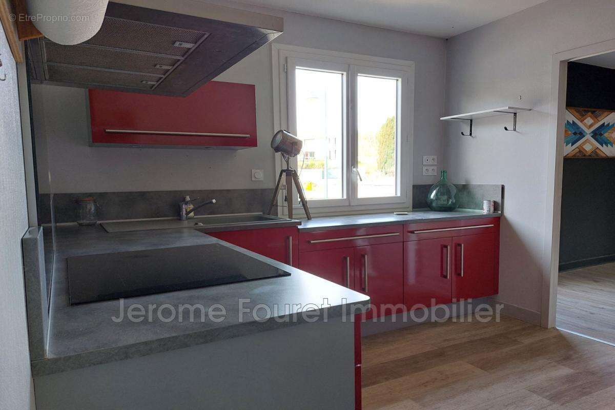 Maison à EGLETONS