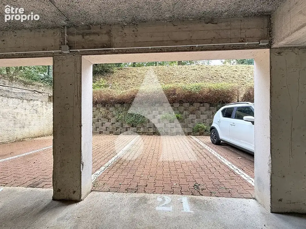 Duplex 169 m2 avec terrasse, véranda, garage et parking au Centre Ville - photo 14