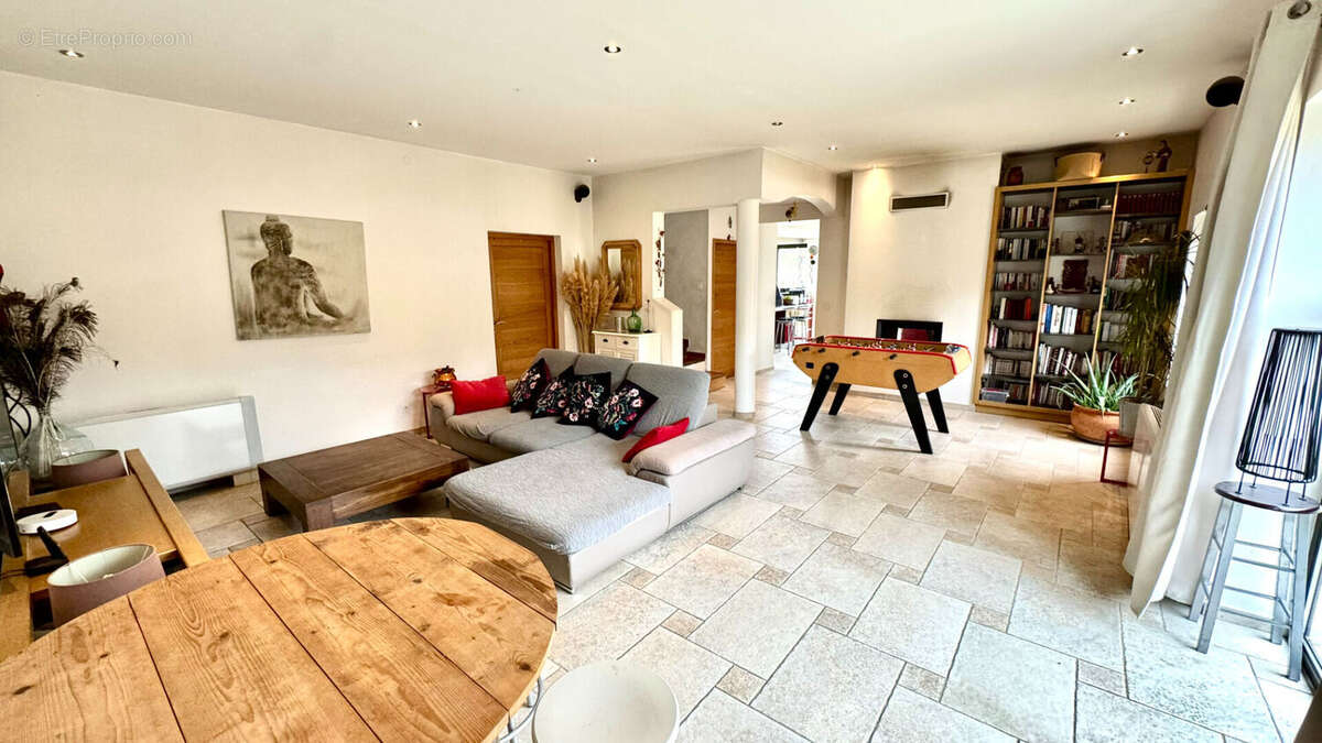 Maison à ALTHEN-DES-PALUDS