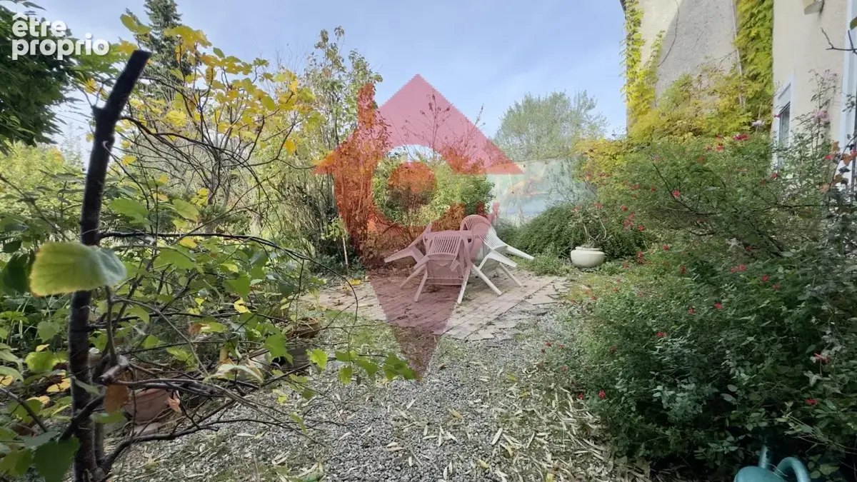 Maison familiale avec jardin, 4 chambres et fort potentiel - photo 9