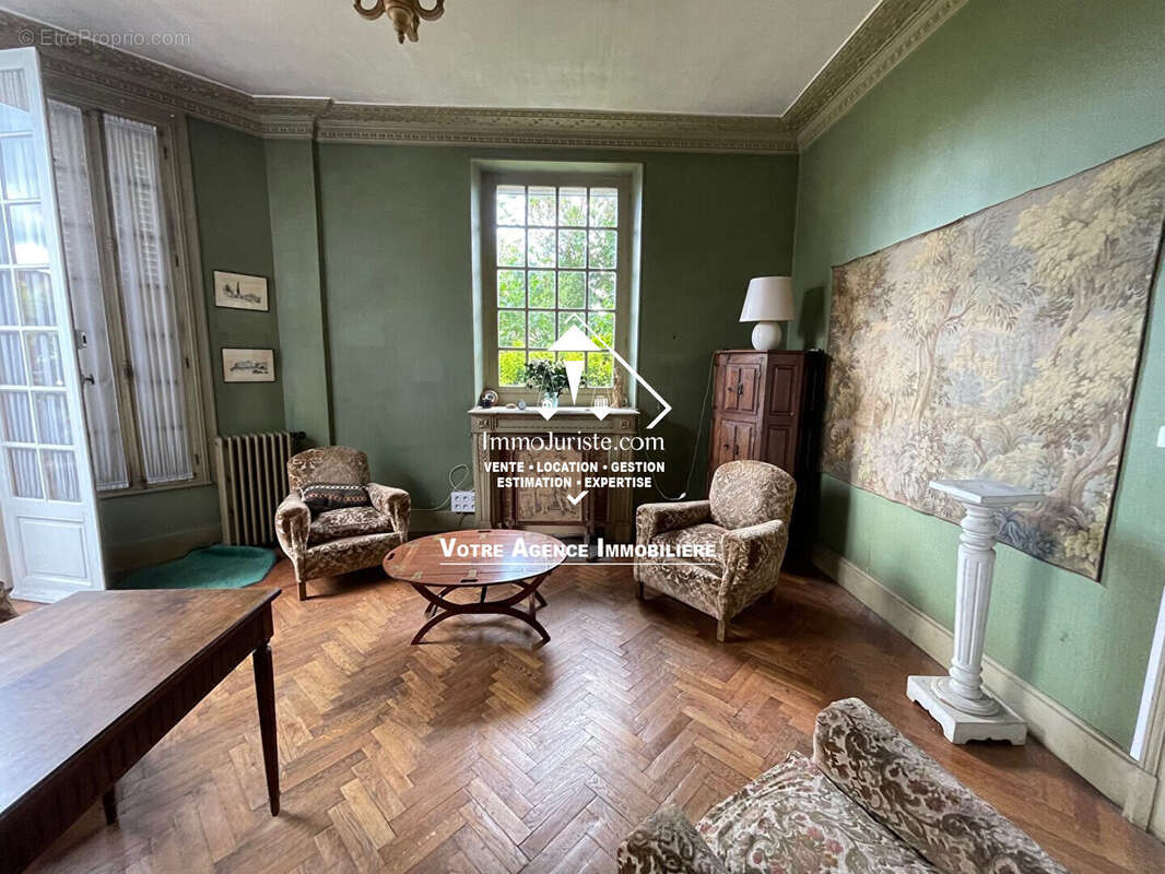 Maison à AIXE-SUR-VIENNE