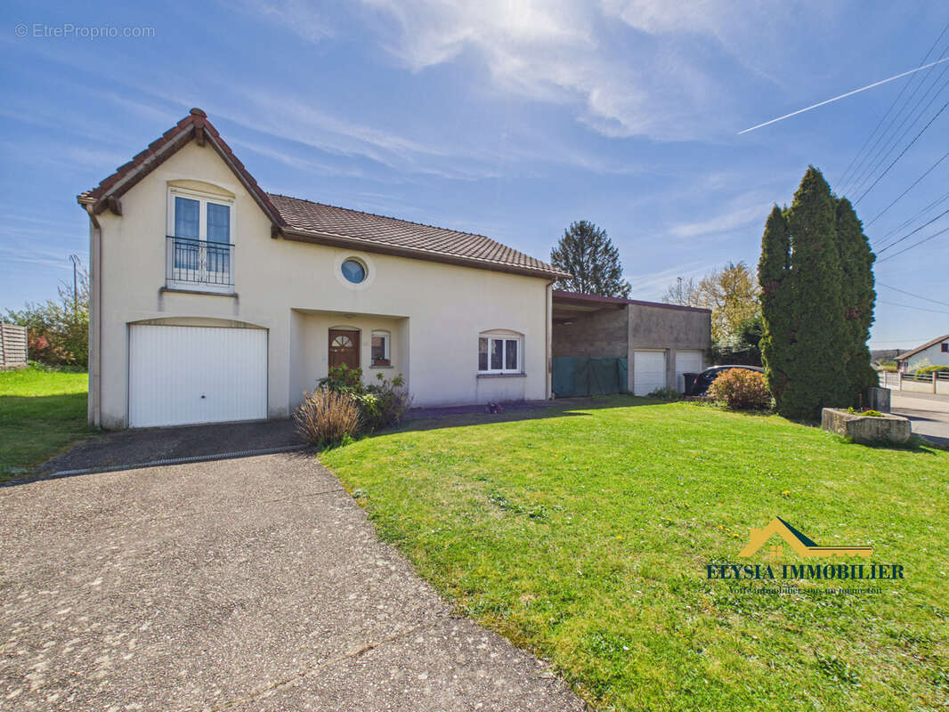 Maison à COLOMBEY-LES-BELLES