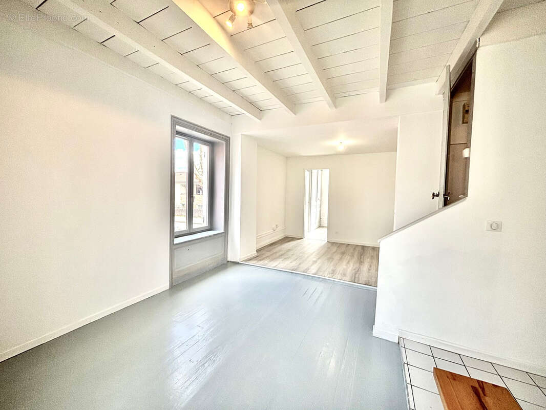 Appartement à CRAPONNE