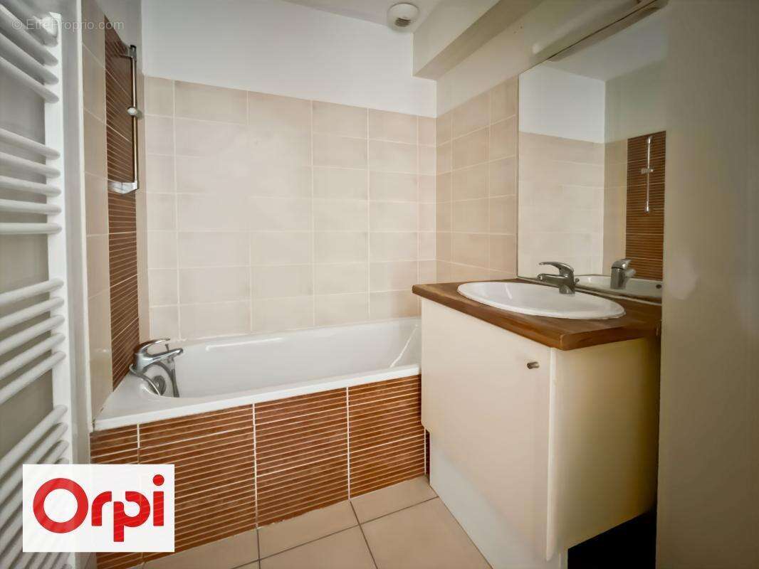 Appartement à BEZIERS