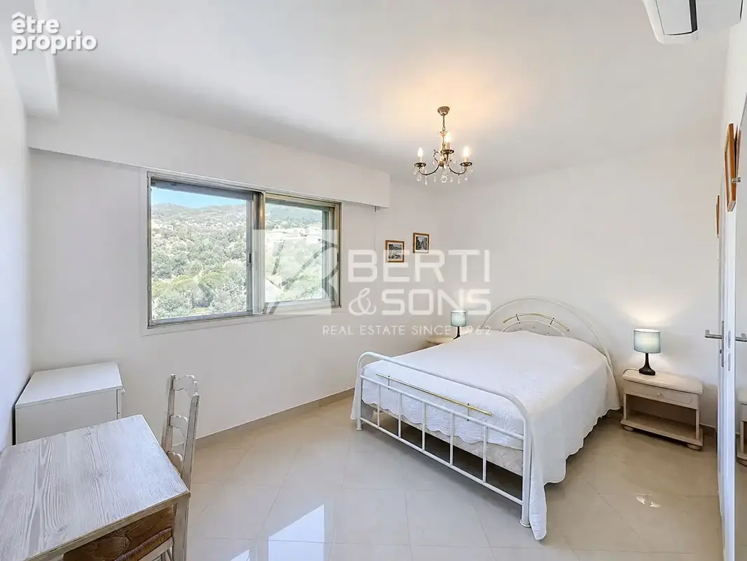 Magnifique appartement tres belle vue mer et montagne proche centre a pieds residence standing - piscine - photo 8