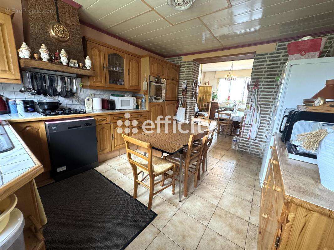 Maison à ESQUERCHIN