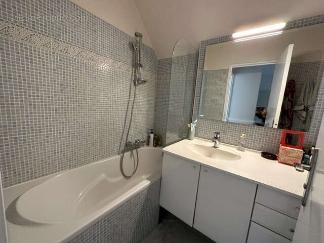 Maison à BURES-SUR-YVETTE