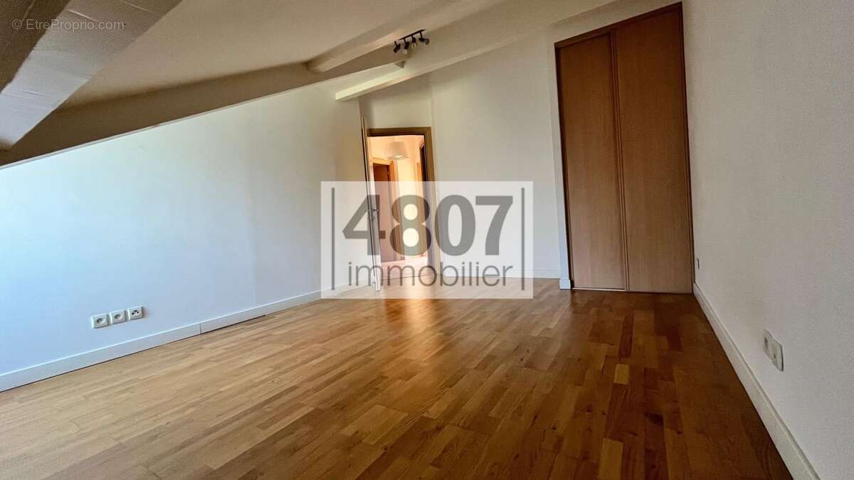 Appartement à ARCHAMPS