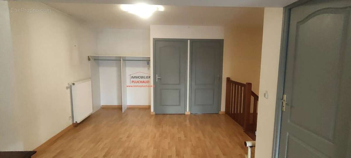 Maison à LA CLAYETTE