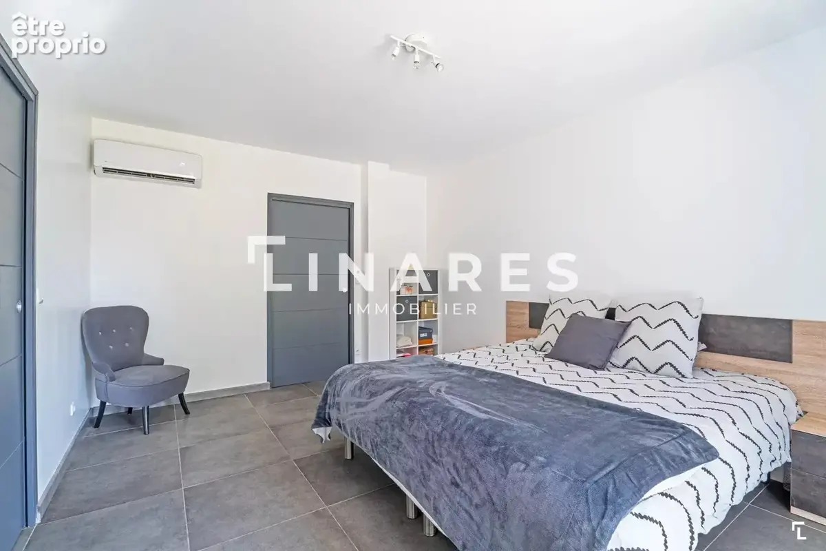 LA VERDOYANTE - Villa T5 de 180m² -  Piscine - Garage de 33m² - Terrain 1280m² - 13011 EOURES - photo 14
