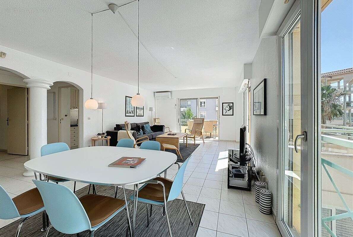 Appartement à FREJUS