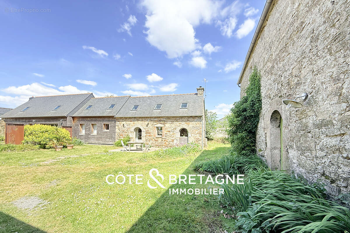Maison à BEGARD