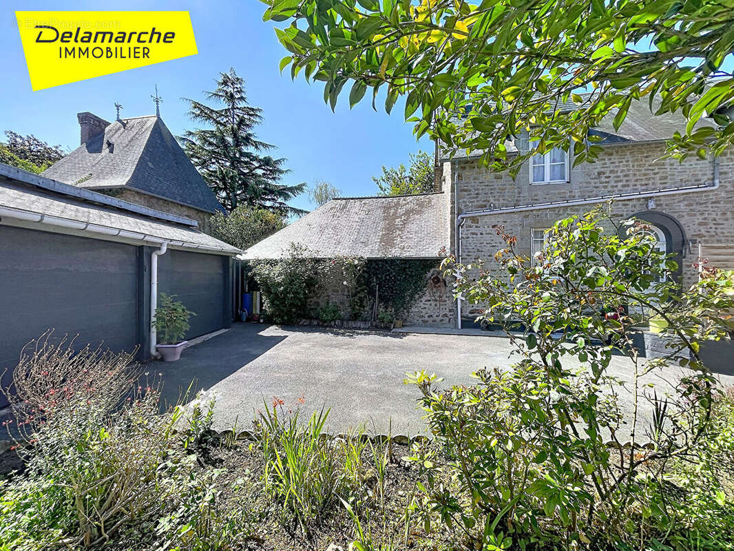 10 min AVRANCHES (50300) 10 min GRANVILLE (50400) maison à vendre à  Sartilly Baie Bocage (50530) 5 chambres , dépendances et te - photo 13