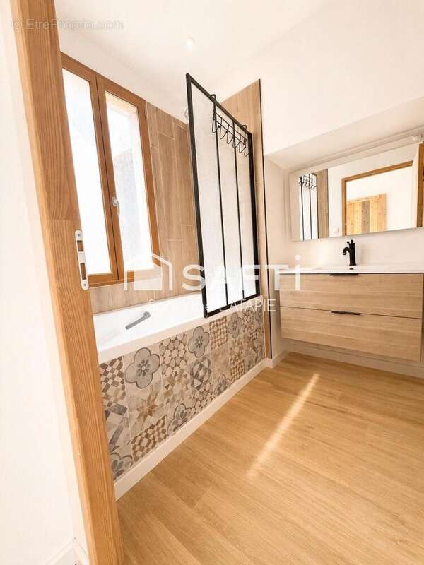 Maison 170 m² à Saint-Antonin-Noble-Val  - photo 6