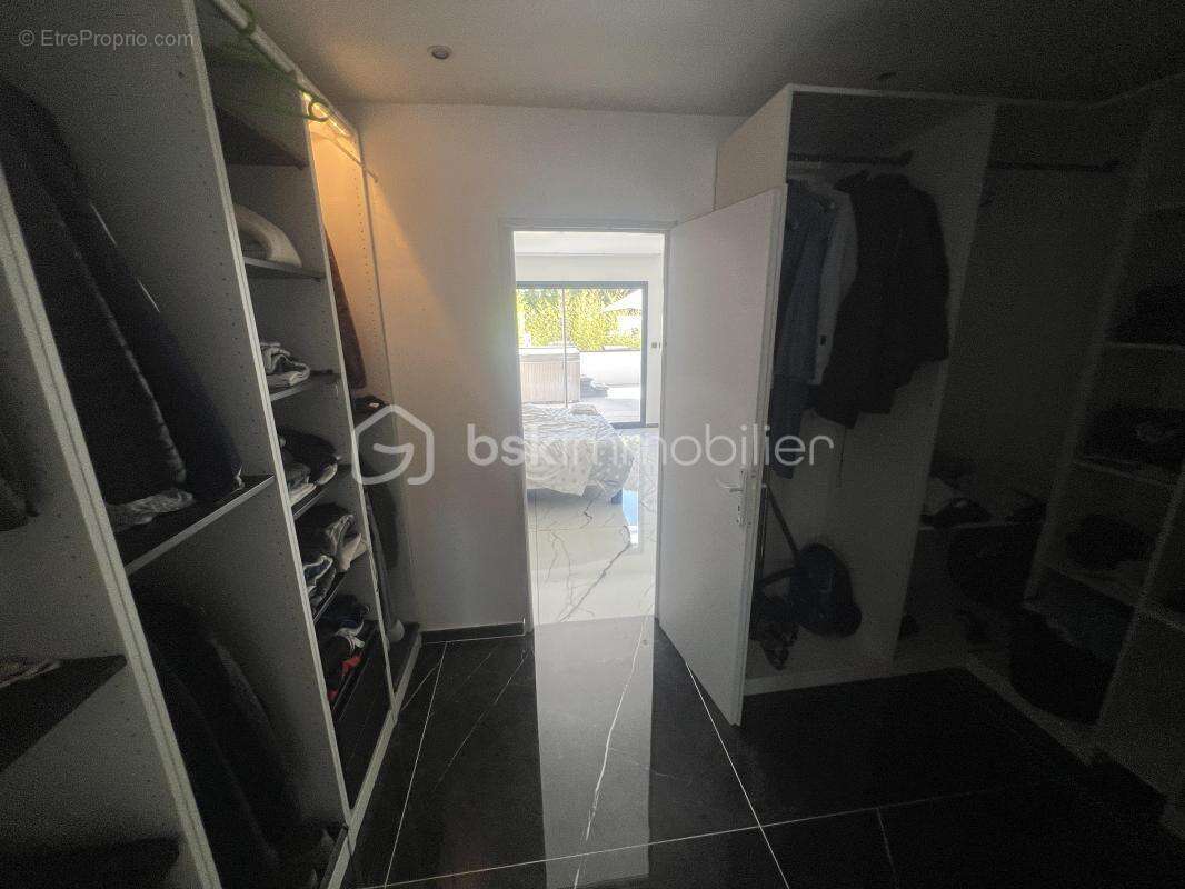 Exceptionnelle villa avec piscine - photo 8