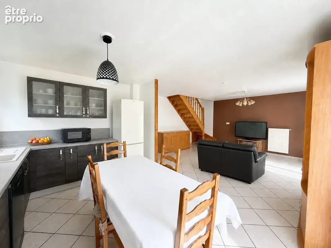 Maison 108 m² à Scionzier  - photo 2