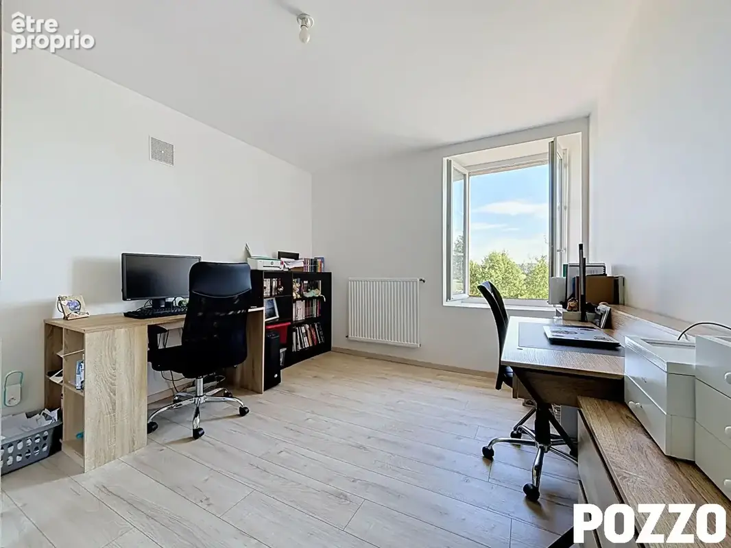 A Vendre - Tirepied Sur Sée - Maison 6 pièce(s) 160 m² -terrain-dépendances - photo 10