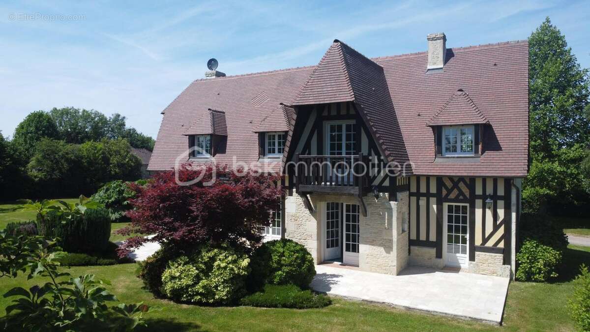 Maison à PONT-L'EVEQUE