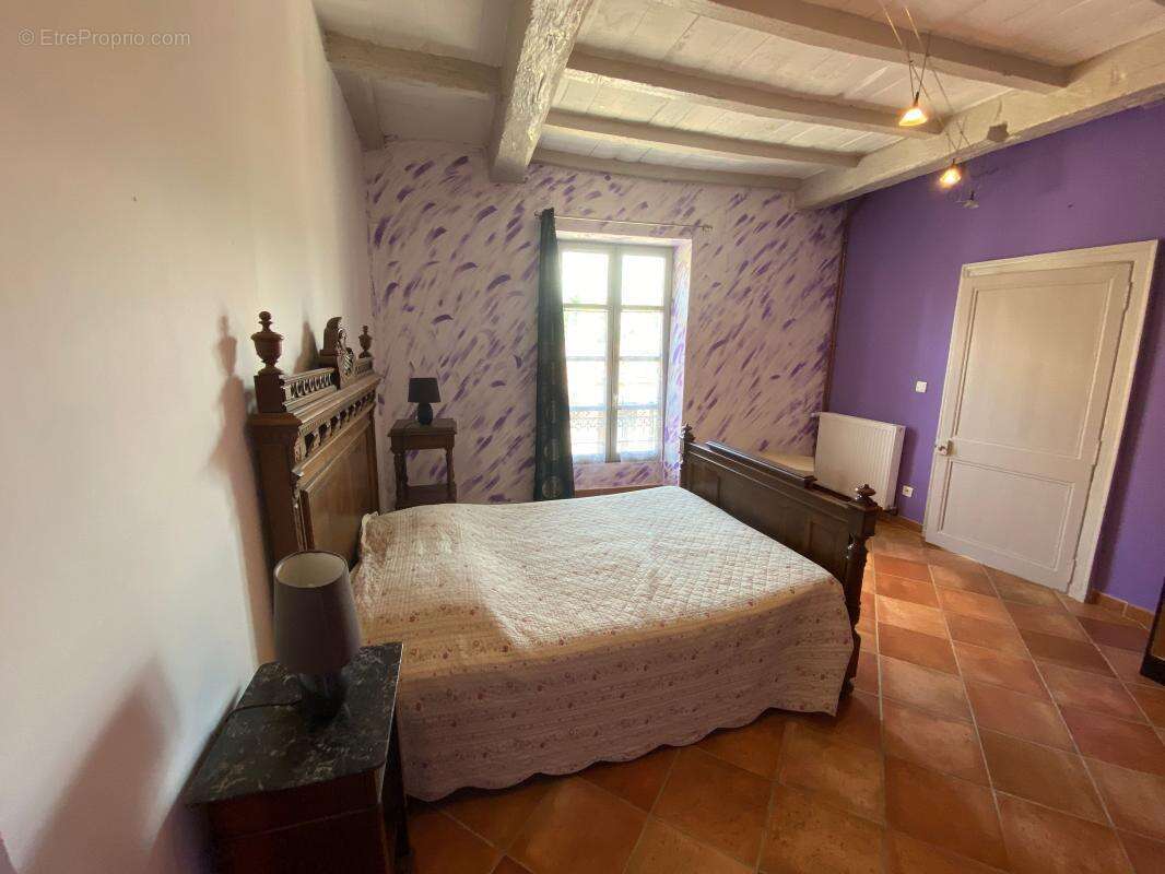 Maison à SAINTE-ALVERE