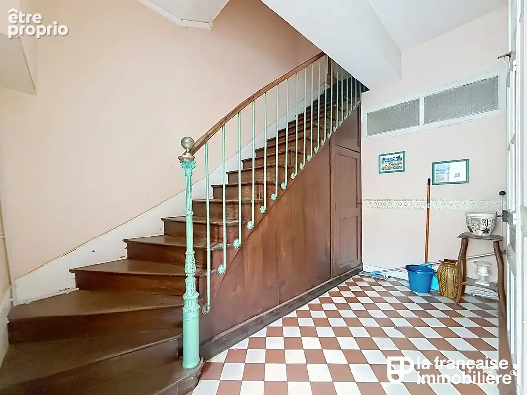 Maison de ville à fort potentiel - en plein coeur de ville - photo 2