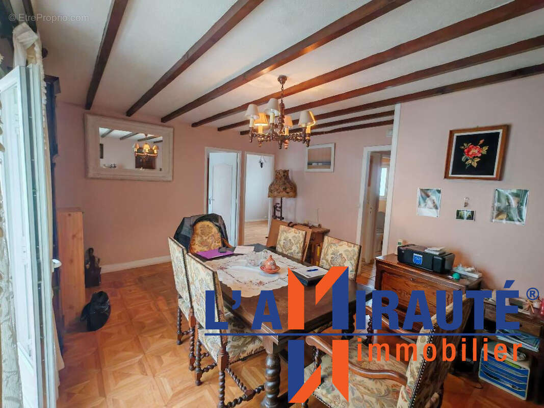 Maison à SARTROUVILLE