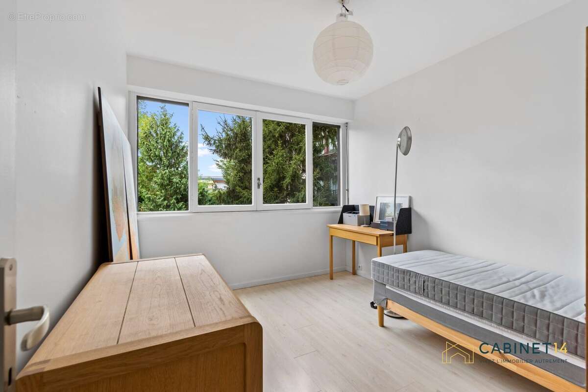 Appartement à FONTENAY-LE-FLEURY