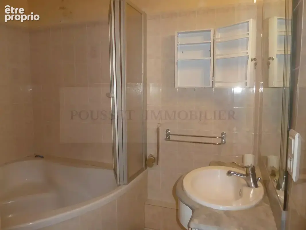 Immeuble de rapport de 316 m² comprenant 2 appartements t3 et 2 appartement t4 le tout sur un beau jardin de 3366 m². - photo 12