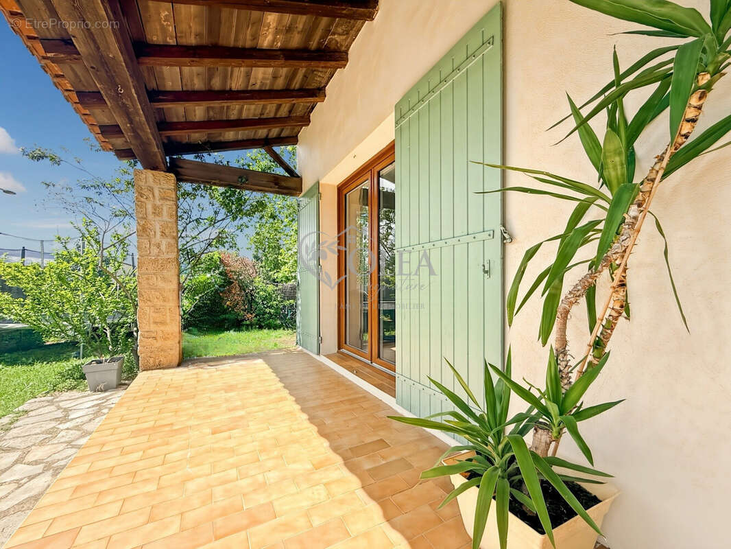 Maison à UZES