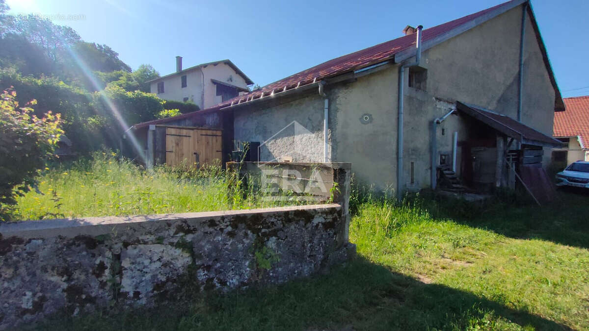 Maison à HAUTEVILLE-LOMPNES