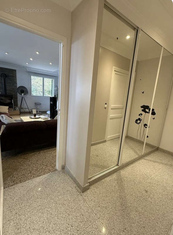 Appartement à MENTON