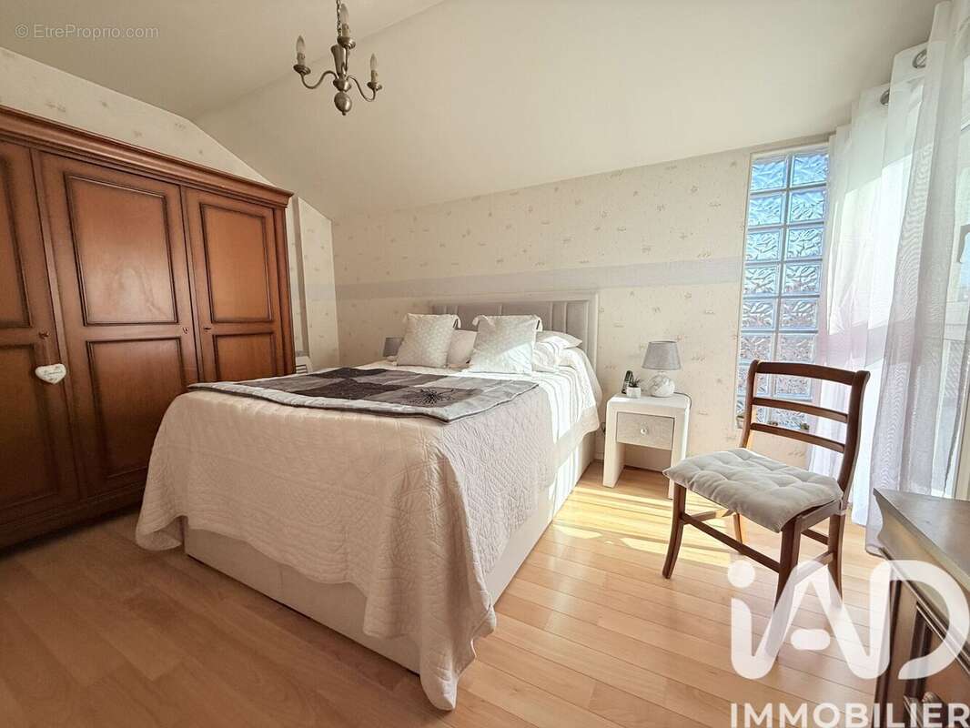 Photo 8 - Appartement à NOISY-LE-SEC