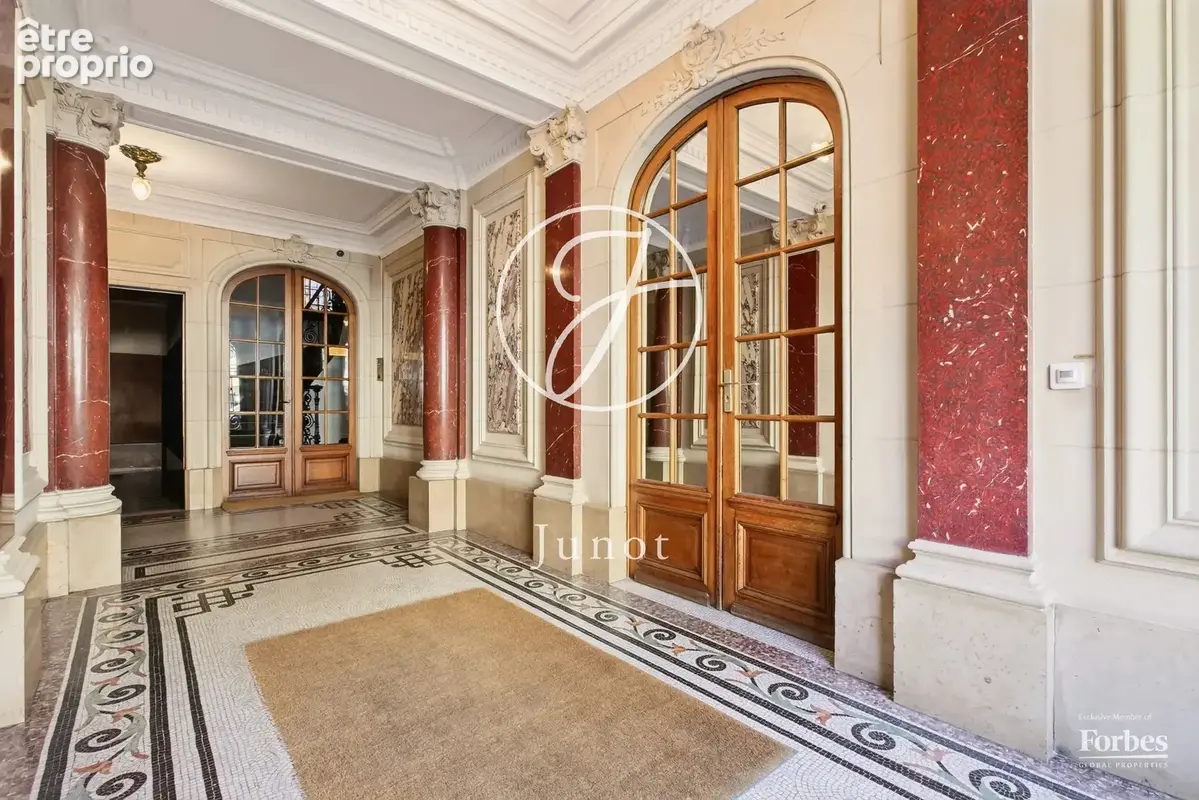 Paris 16e - HENRI MARTIN / FLANDRIN - Appartement familial et de réception - 6 pièces - 173,75m² Carrez - 4 chambres - Balcon fi - photo 22