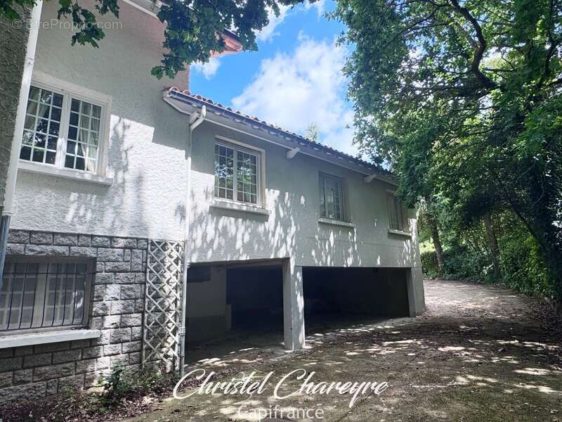 Maison à vendre 8 pièces AIZENAY (85) - photo 11