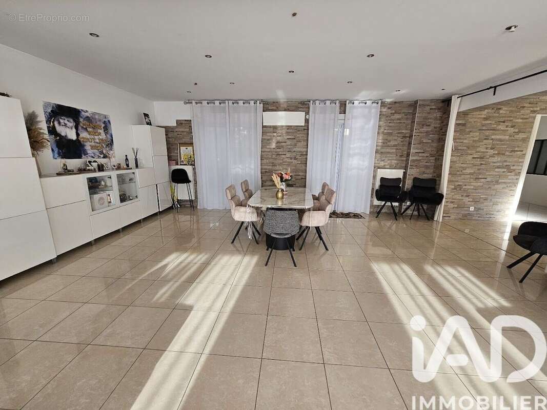 Photo 8 - Maison à BONNEUIL-SUR-MARNE