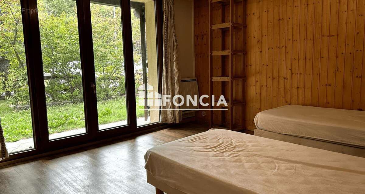 Maison à LA SALLE-LES-ALPES