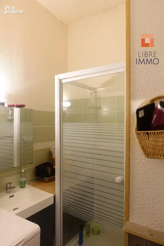A vendre - appartement eaux-bonnes avec parking - photo 4