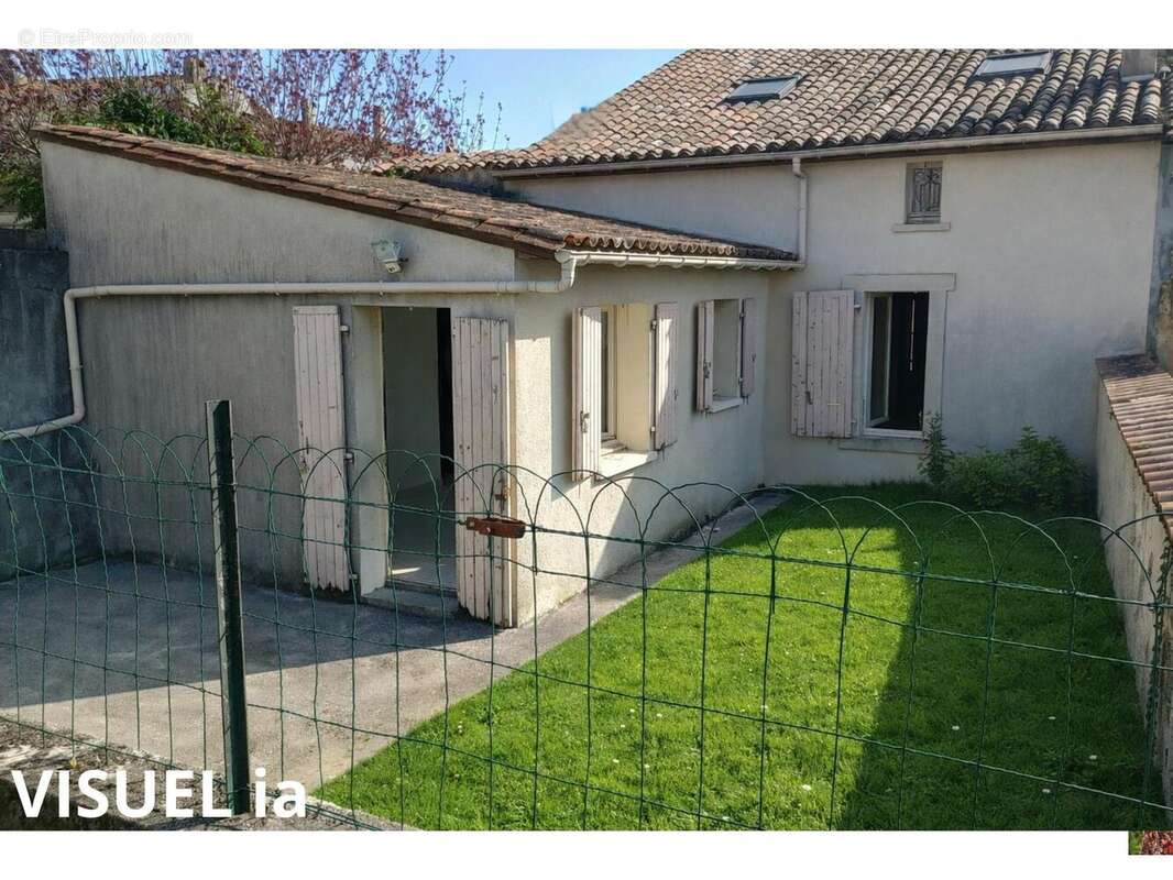 Photo 2 - Maison à BAIGNES-SAINTE-RADEGONDE