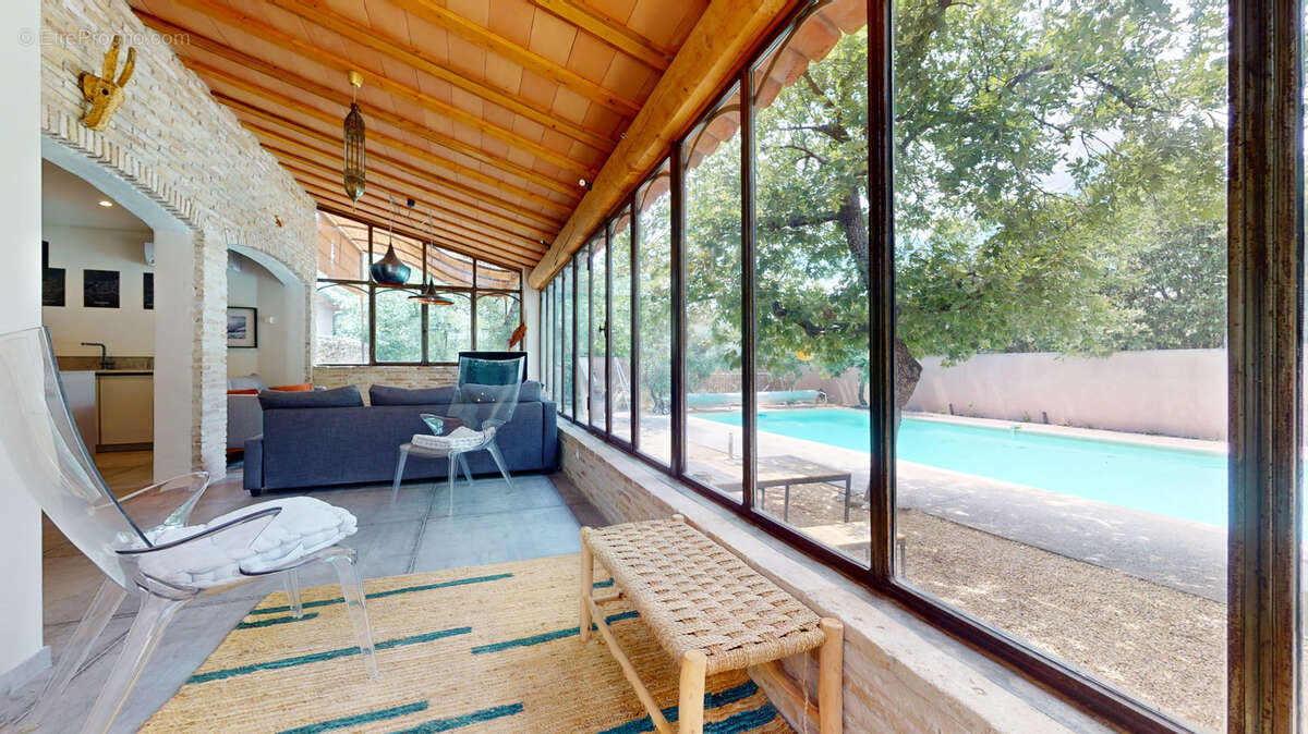 Maison à CABRIERES-D'AVIGNON