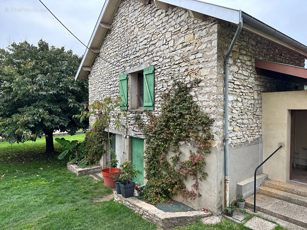 Terrain à SOLEYMIEU