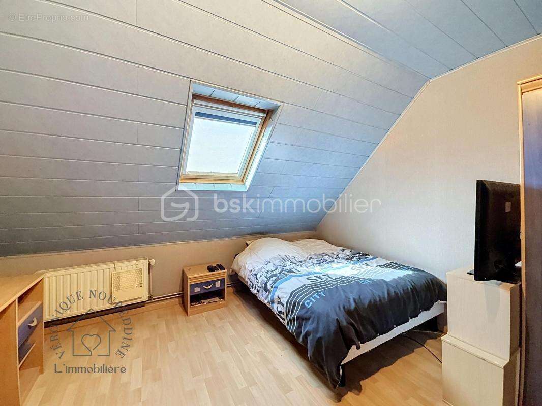 Maison 4 chambres, 3 garages, jardin, proche des commodités - photo 15