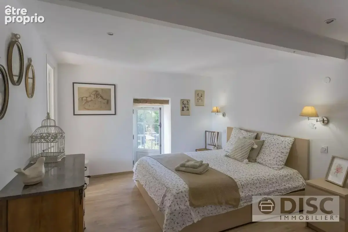 Charmante maison de campagne en pierre rénovée avec piscine et 1,7 ha - photo 18