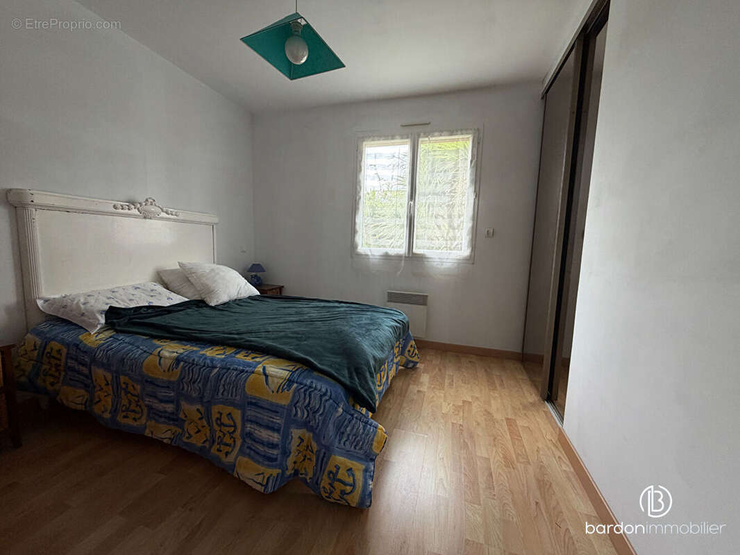 Maison à SAINT-ETIENNE-DE-MER-MORTE