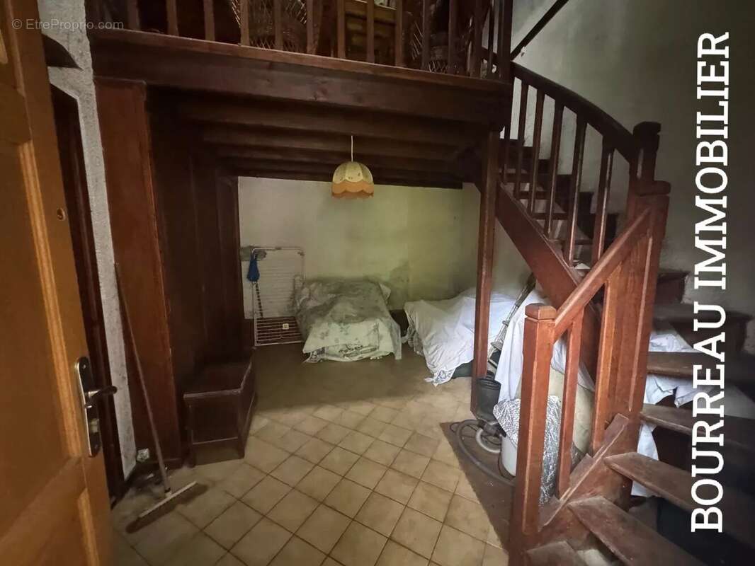 Maison à ARCES-DILO