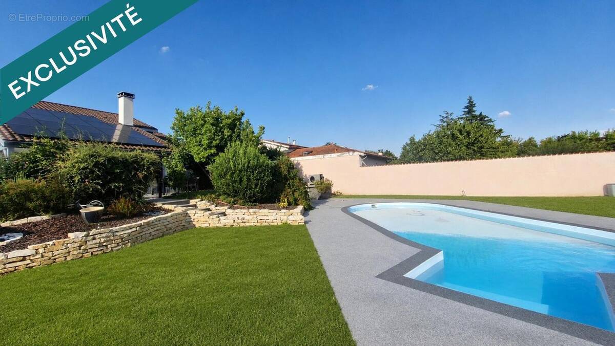 Photo 1 - Maison à CHASSIEU