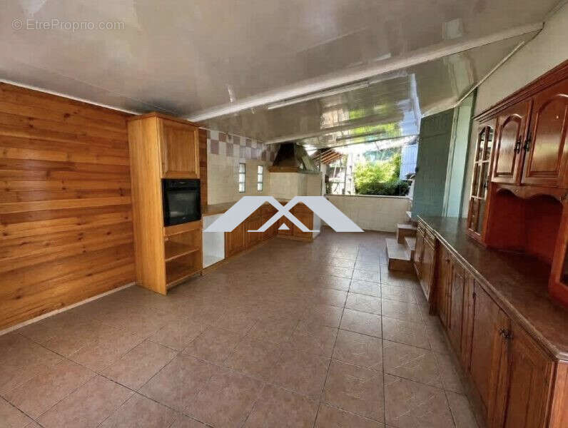 Maison 120 m² à Le Tampon  - photo 6